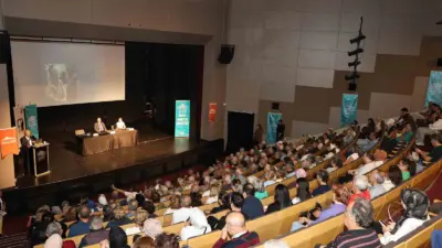 Nilüfer Belediyesi, 21 Eylül Dünya Alzheimer Günü kapsamında düzenlediği seminerle