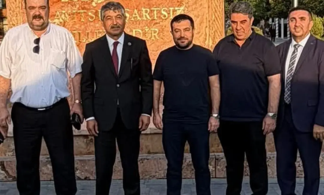 KIRŞEHİR (İHA) – Anahtar Parti Kırşehir İl Başkanlığı, Manisa’nın Turgutlu