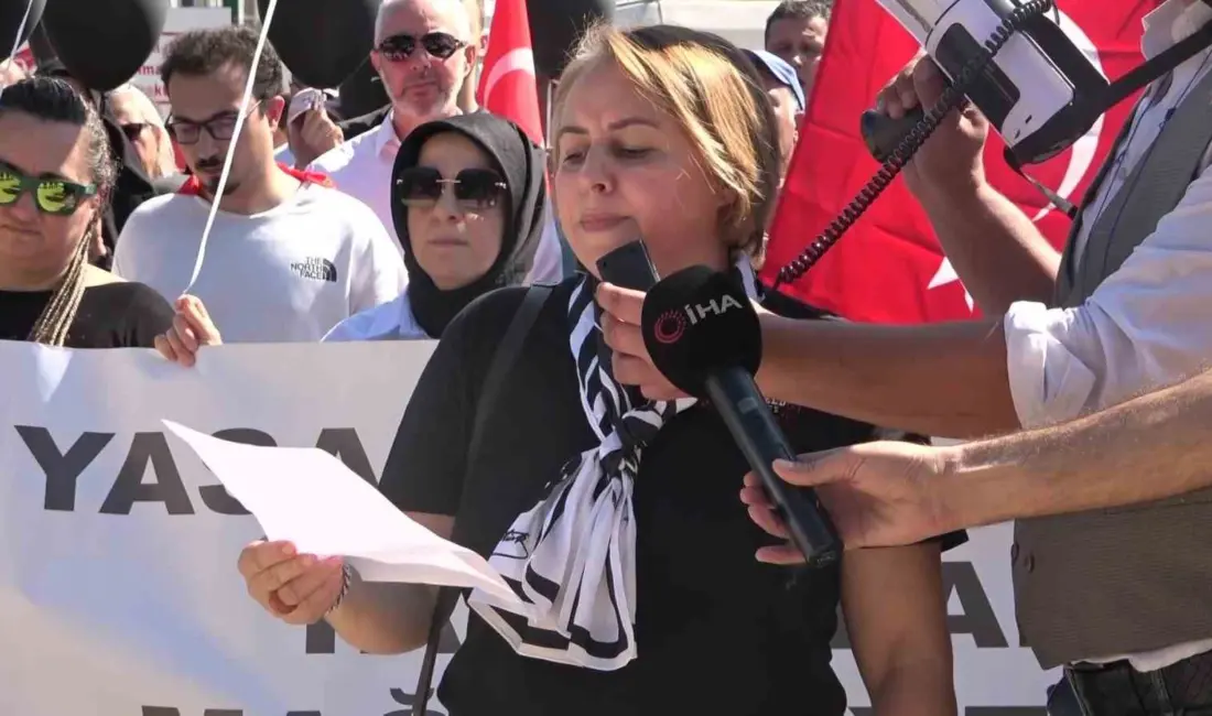 Bursa’da Atış Yapı mağdurları, yaşadıkları sorunlara dikkat çekerek, konut projelerindeki