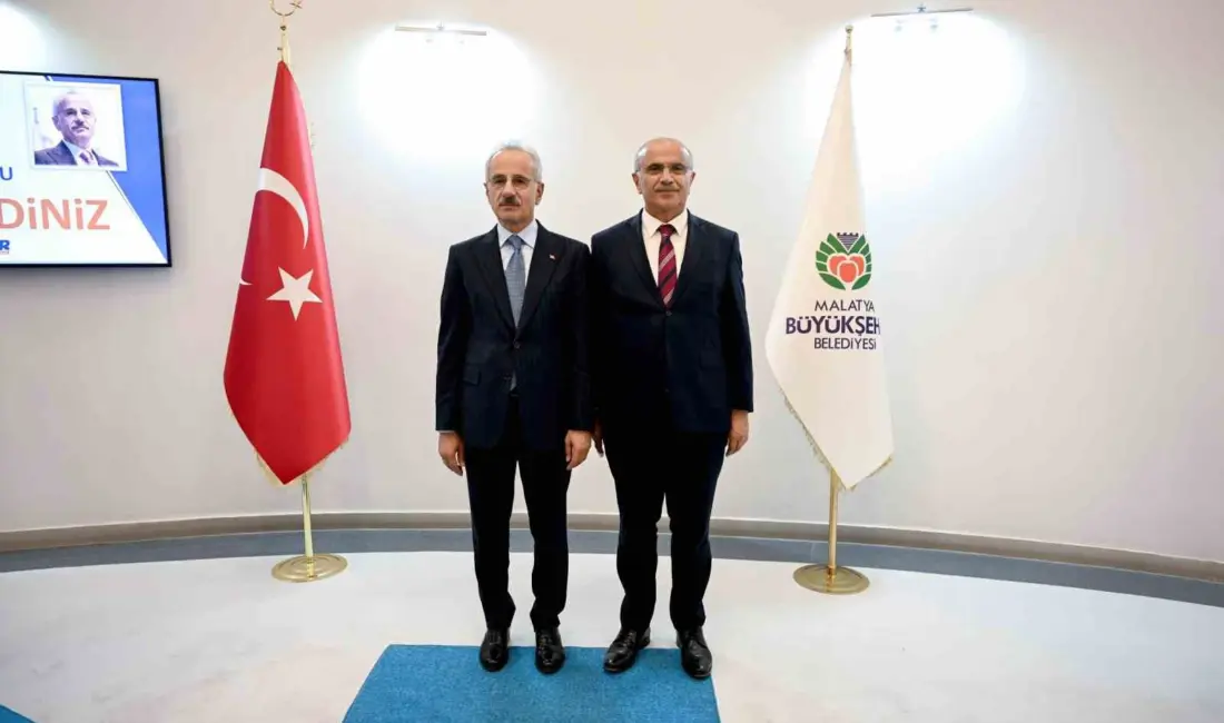 Malatya Büyükşehir Belediye Başkanı Sami Er, Ulaştırma ve Altyapı Bakanı