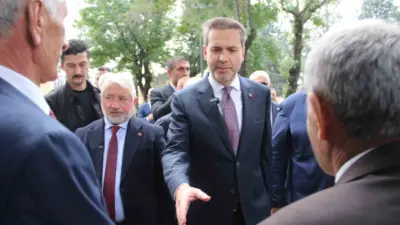Enerji ve Tabii Kaynaklar Bakanı Alparslan Bayraktar, Çorum’da esnaf ve