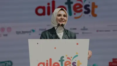 Bakan Göktaş, AileFest açılışında yerel yönetimlere seslenerek tüm projelerin 'aile