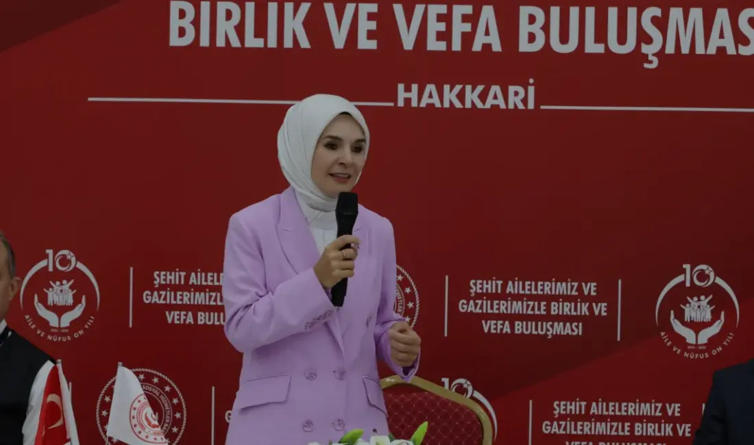 Aile ve Sosyal Hizmetler Bakanı Mahinur Özdemir Göktaş, Hakkari'de şehit