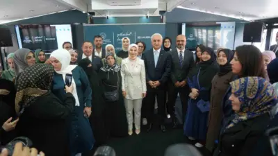 Muş’ta Yükselen Kadınlar Girişimcilik Eğitim Tırı’nı ziyaret eden Aile ve
