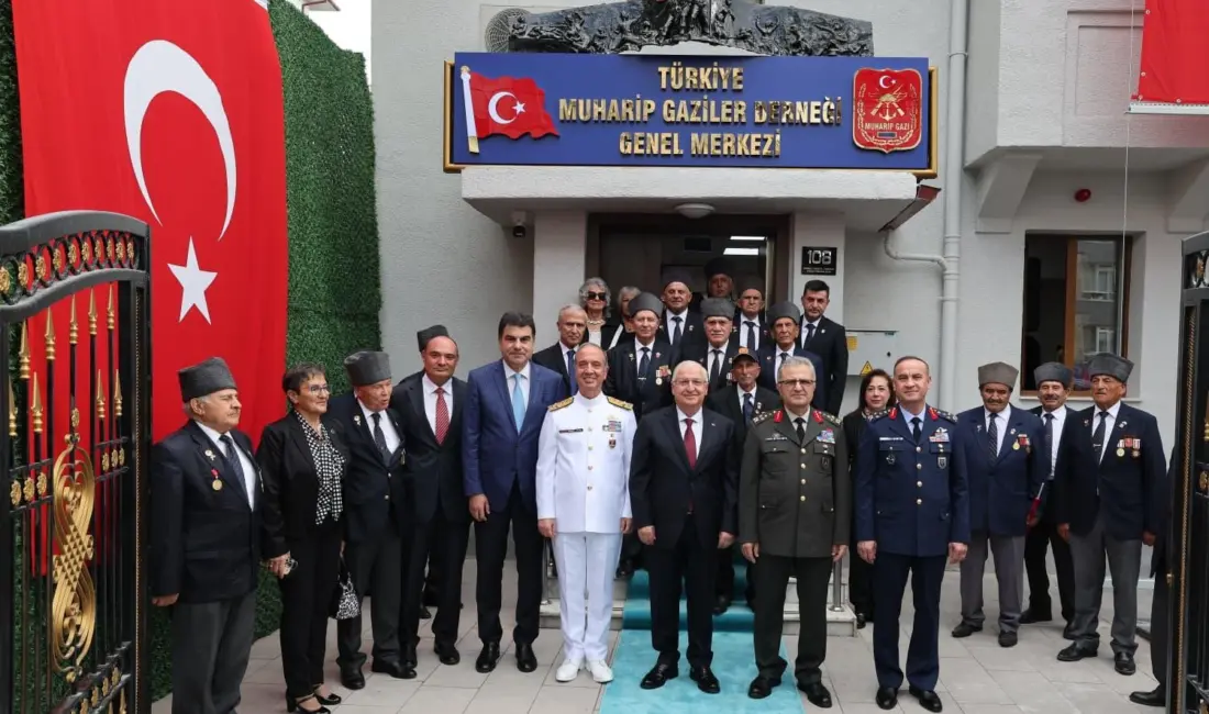 Milli Savunma Bakanı Yaşar Güler, “Gazilik, şanlı tarihimizde ve milletimizin