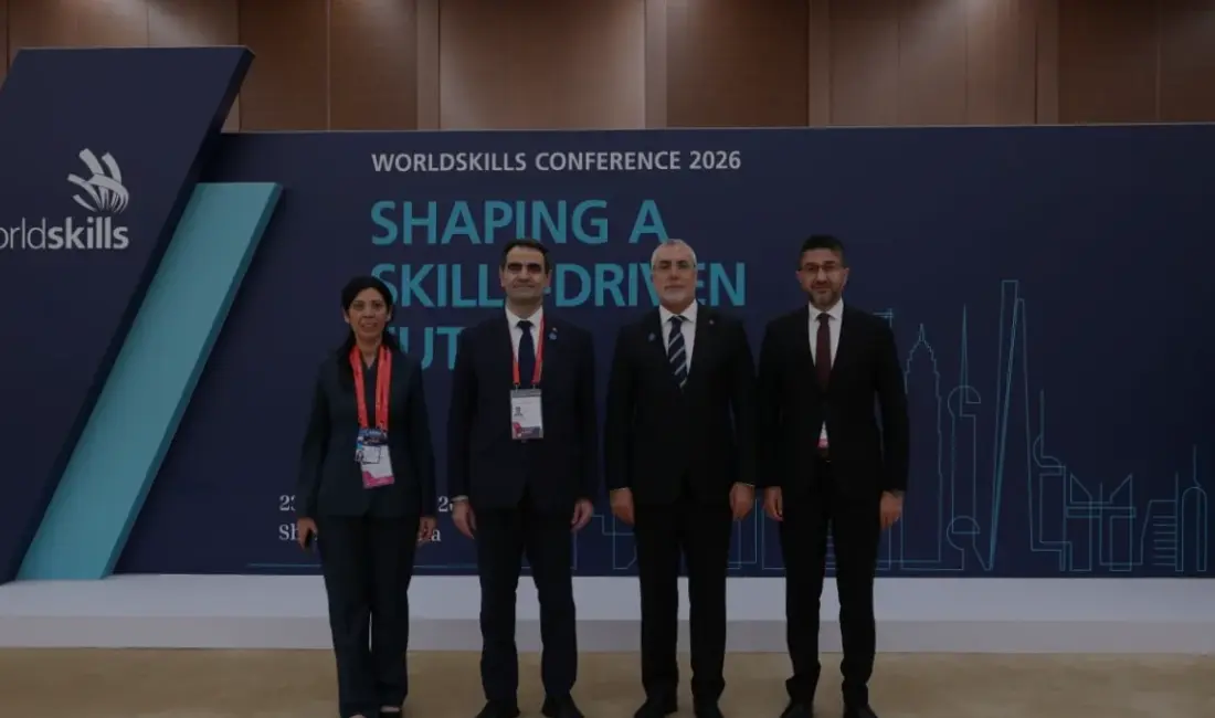 Bakan Işıkhan, Şanhay'da katıldığı konferansta Türkiye'nin PISA 2025 sonuçlarındaki başarısını