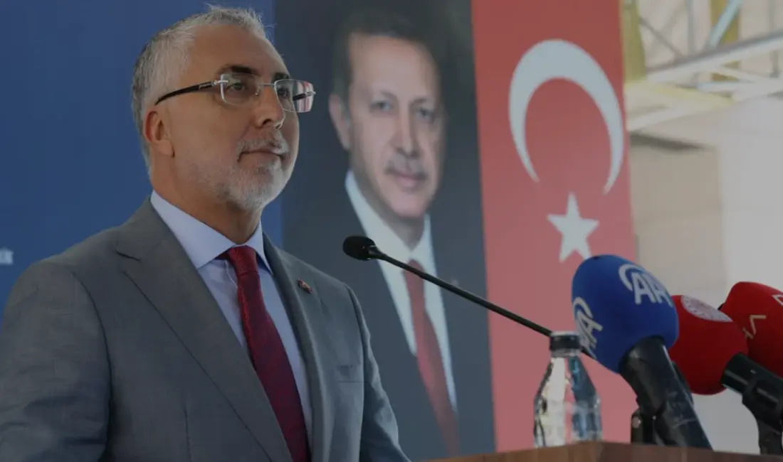 Bakan Vedat Işıkhan, 122 milyon lira yatırımla tamamlanan Zonguldak Sosyal