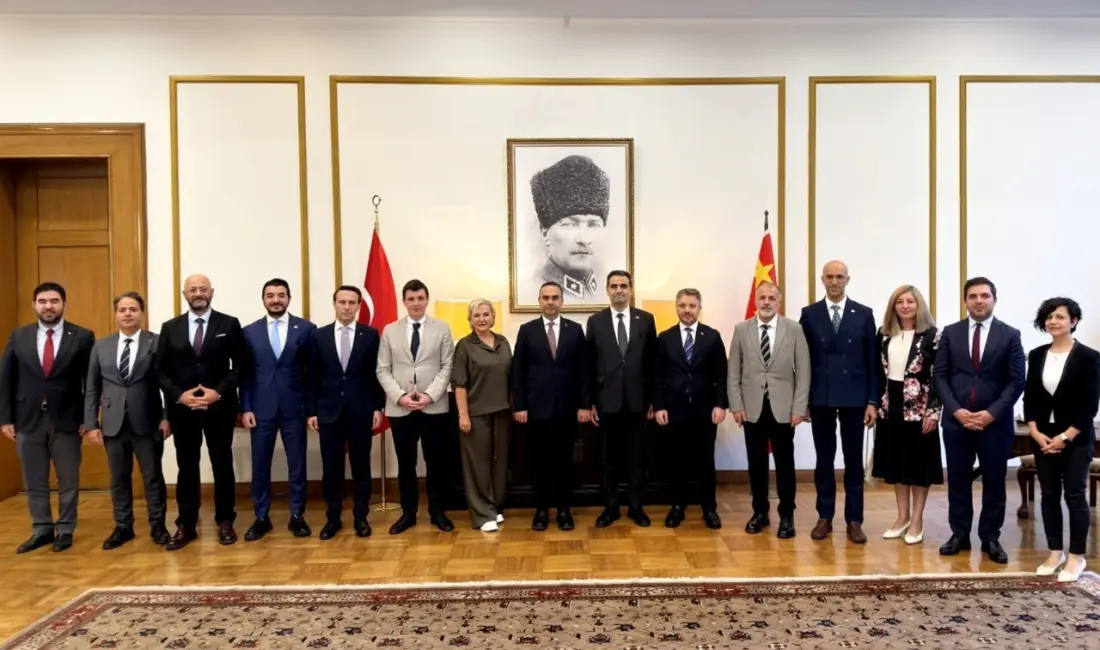 Sanayi ve Teknoloji Bakanı Mehmet Fatih Kacır ve Çin Bilim
