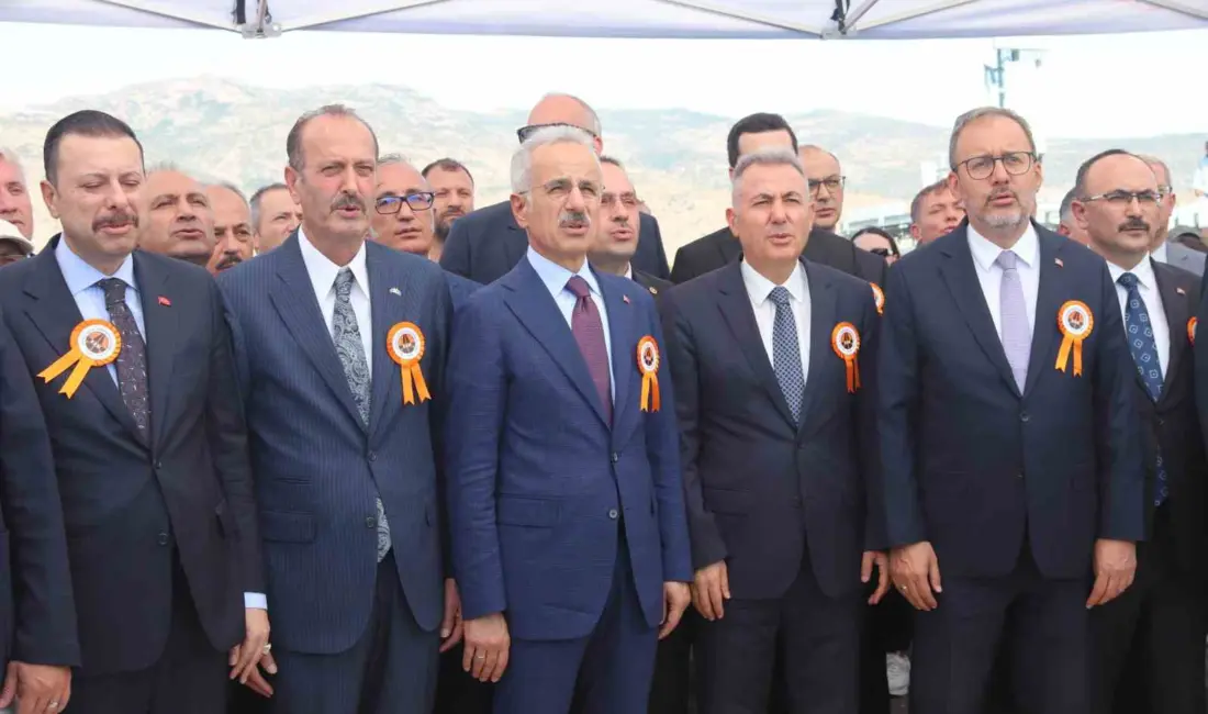 Ulaştırma ve Altyapı Bakanı Abdülkadir Uraloğlu, “Restorasyonlarını tamamlayarak kültür mirasımıza