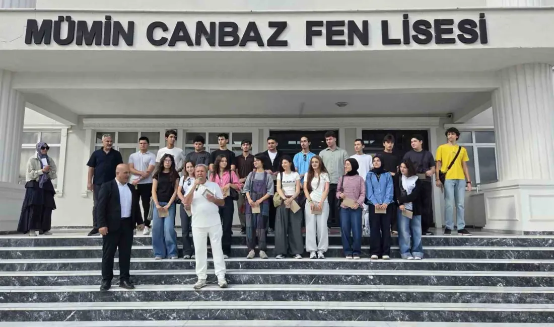Bursa’da eğitime yaptığı yatırımlarla dikkat çeken hayırsever iş insanı Mümin