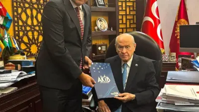 Kozan Belediye Başkanı Mustafa Atlı, ilçenin narenciye sektöründen ulaşım yatırımlarına