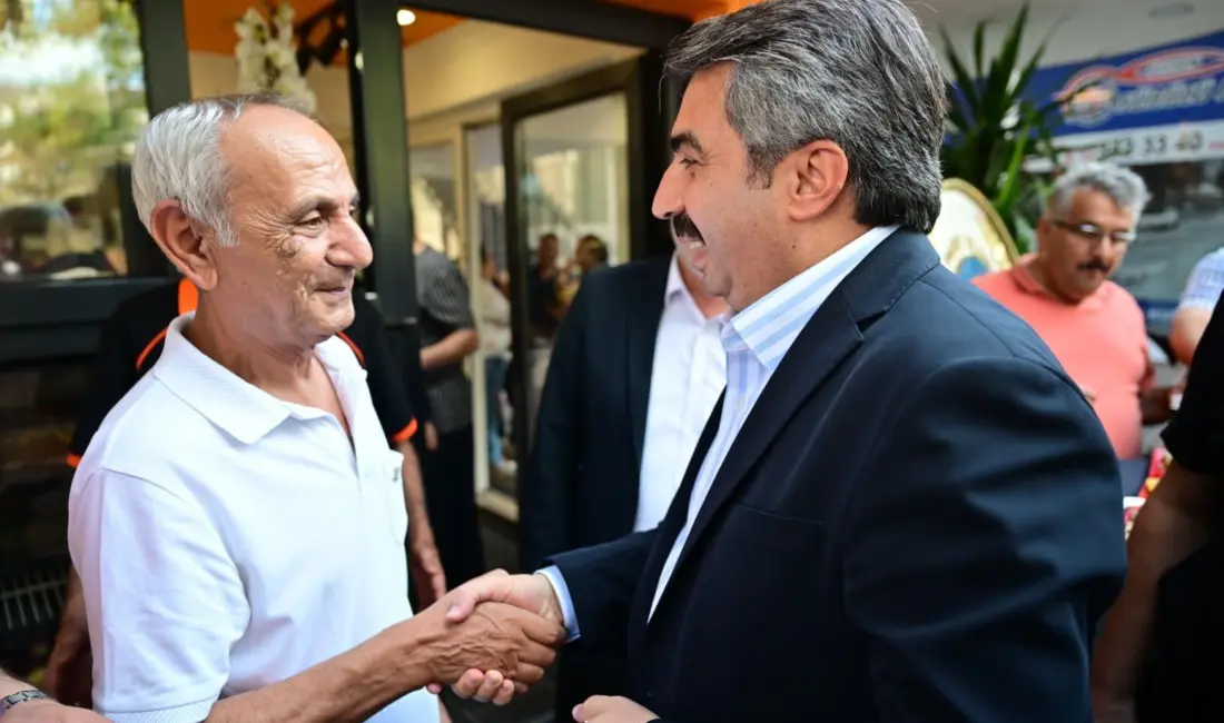 Yıldırım Belediye Başkanı Oktay Yılmaz, Kurtuluş Caddesi’ni ziyaret ederek esnafla