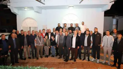 Samsun’un Atakum Belediye Başkanı Serhat Türkel, Kamalı Mahallesi sakinleriyle bir
