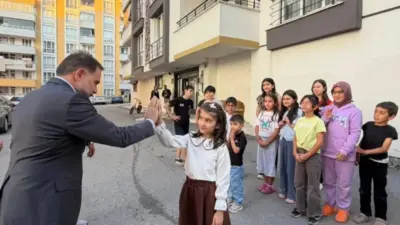 Yakutiye Belediye Başkanı Mahmut Uçar, Hilalkent semtinde yürütülen belediye çalışmalarını
