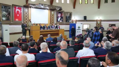 Bursa Büyükşehir Belediye Başkan Vekili Şahin Biba, İnegöl ilçesinde muhtarlarla