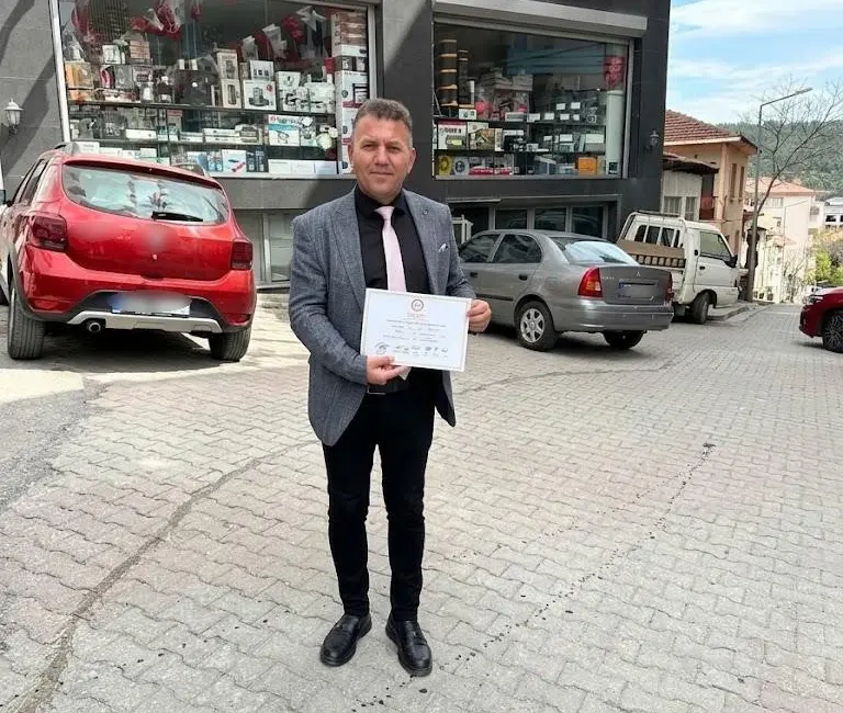 Cumhuriyet Halk Partisinden (CHP) istifa eden Bayırköy Belde Belediye Başkanı