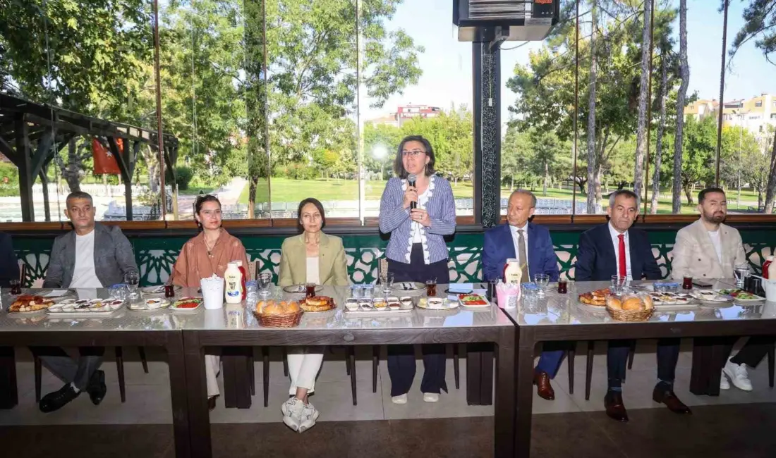 Uşak Belediye Başkan Vekili Hatice Terekeci Özkan, Zabıta Haftası dolayısıyla