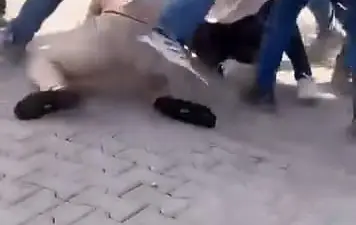 Bursa’da müteahhit ile inşaat işçileri arasında alacak-verecek meselesi nedeniyle çıkan