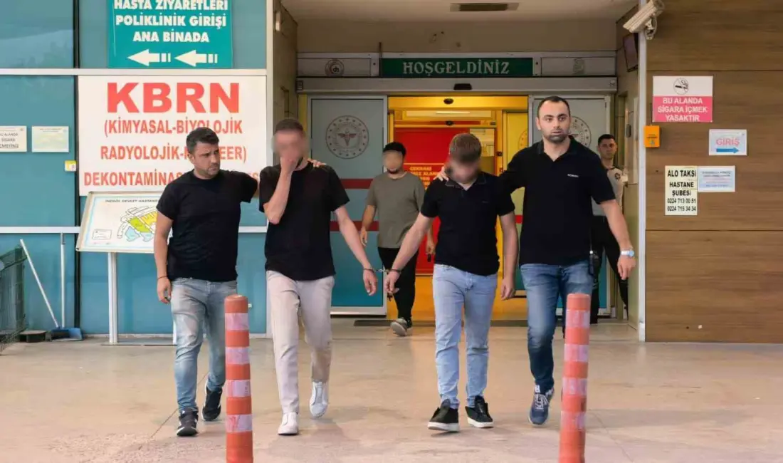 Bursa’nın İnegöl ilçesinde 71 yaşındaki kadını telefonla arayarak kendilerini polis
