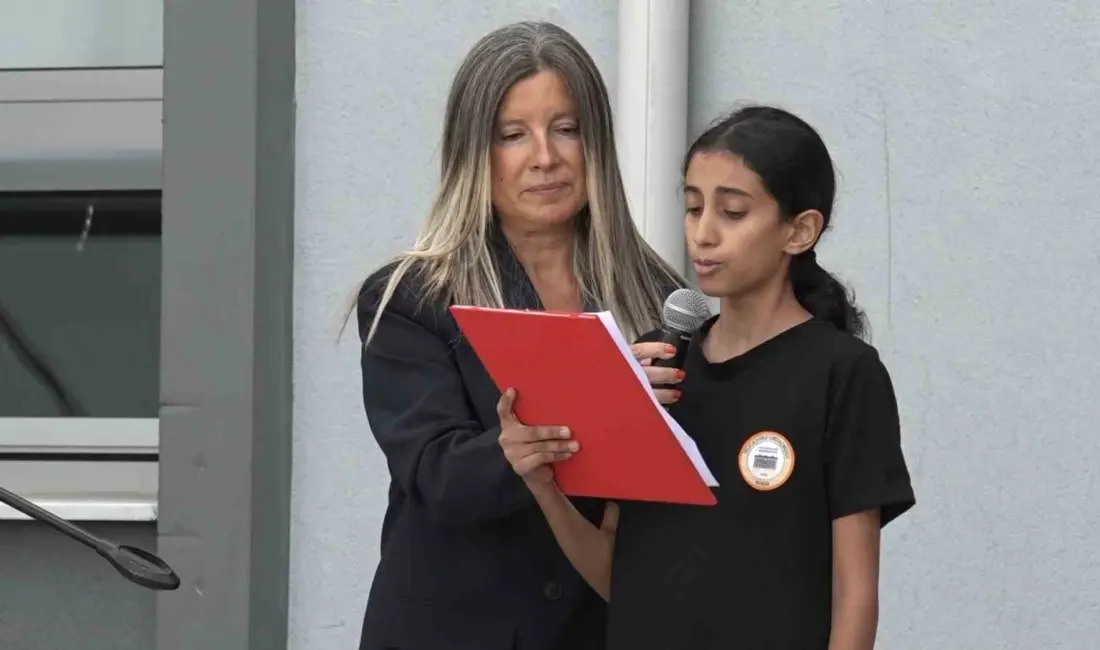 Bursa’da yeni eğitim öğretim yılı başladı. 2 bin 71 okulda