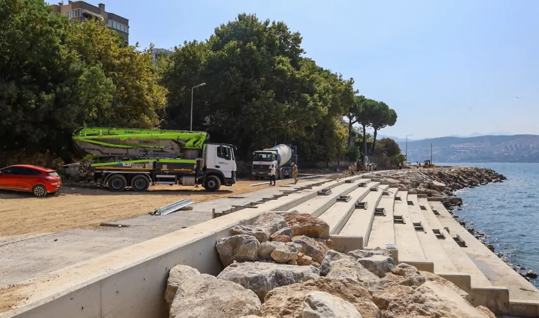 Bursa Büyükşehir Belediyesi, Gemlik ilçesi Manastır Sahil Yolu’nda yürüttüğü bakım,