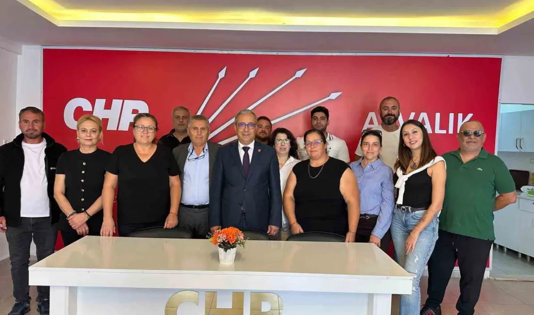 Balıkesir’in Ayvalık ilçesinde Cumhuriyet Halk Partisi (CHP) İlçe Başkanlığı’nın yeni