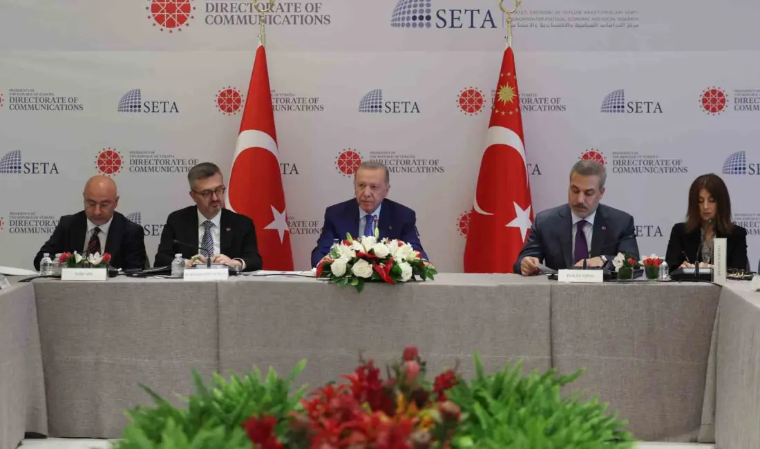 Cumhurbaşkanı Erdoğan, ABD’li düşünce kuruluşu temsilcileriyle bir araya geldi. Cumhurbaşkanı