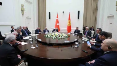 Cumhurbaşkanı Recep Tayyip Erdoğan, Bişkek’te Kırgızistan Cumhurbaşkanı Sadır Caparov ile