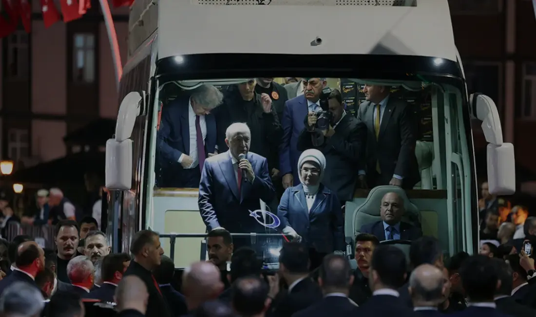 Cumhurbaşkanı Recep Tayyip Erdoğan, çeşitli programlara katılmak üzere gittiği Rize'nin