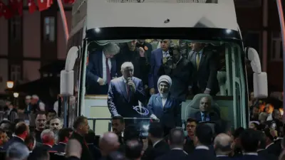 Cumhurbaşkanı Recep Tayyip Erdoğan, çeşitli programlara katılmak üzere gittiği Rize'nin