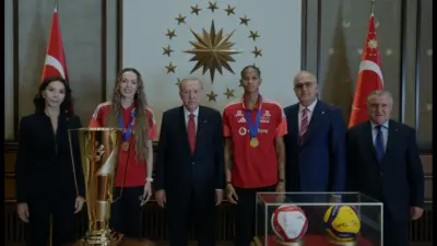 Cumhurbaşkanı Erdoğan, Avrupa şampiyonu olan A Millî Kadın Voleybol Takımı