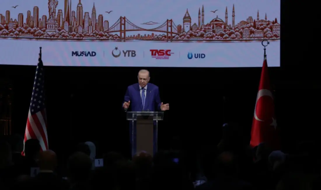 New York'ta Türk ve Müslüman toplum temsilcileriyle bir araya gelen