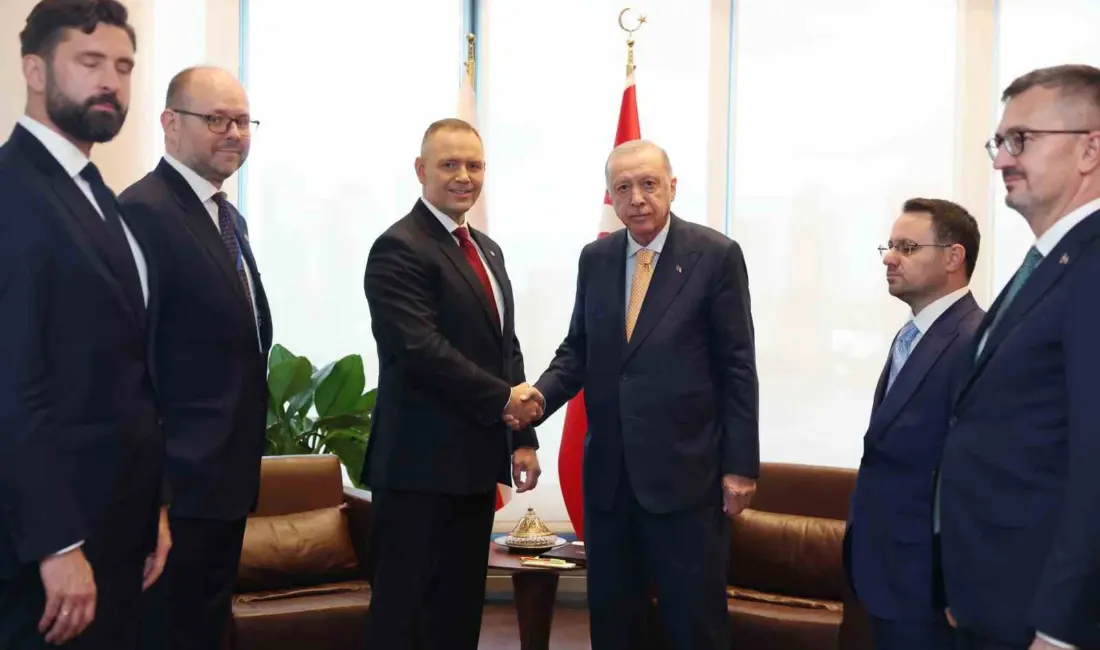 Cumhurbaşkanı Recep Tayyip Erdoğan, New York’ta Polonya Cumhurbaşkanı Karol Nawrocki