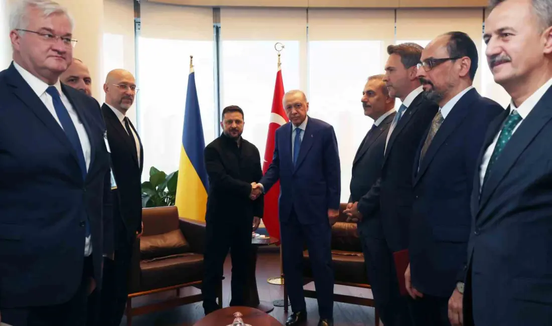 Cumhurbaşkanı Recep Tayyip Erdoğan, New York’ta Ukrayna Başbakanı Vladimir Zelenskiy’i