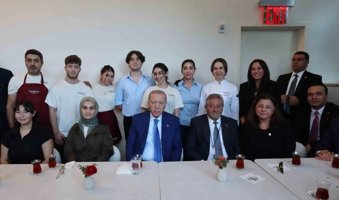 Cumhurbaşkanı Recep Tayyip Erdoğan, Türkevi’nin karşısında bulunan Taşkın adlı pastaneyi