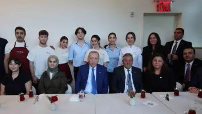 Cumhurbaşkanı Recep Tayyip Erdoğan, Türkevi’nin karşısında bulunan Taşkın adlı pastaneyi