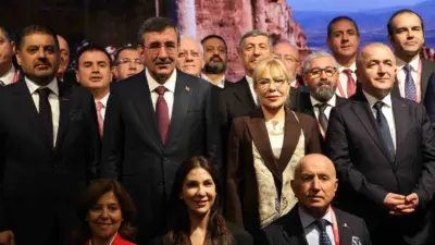Ülkenin etrafının bir ateş çemberi olduğunu aktaran Cumhurbaşkanı Yardımcısı Cevdet