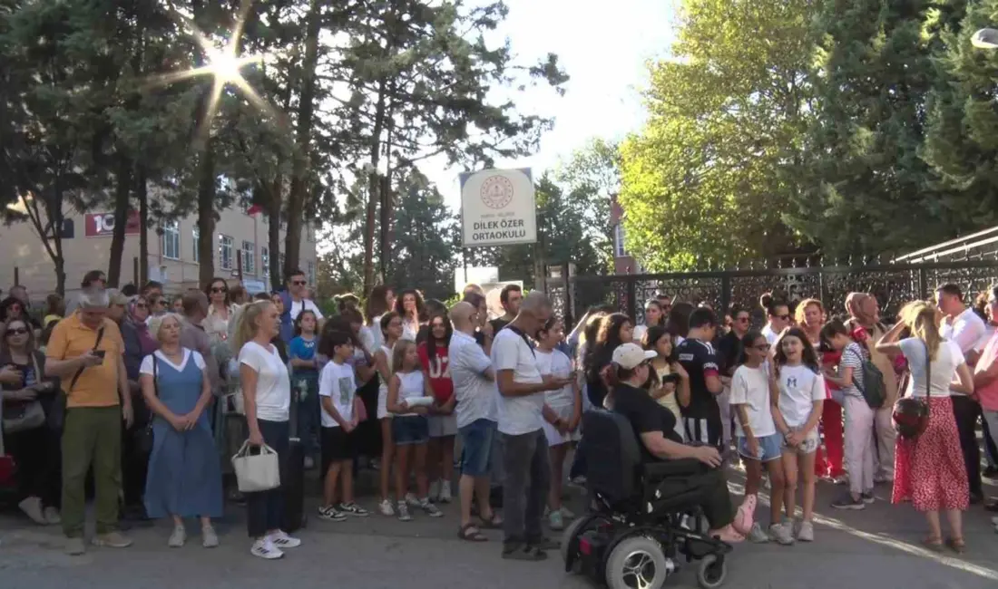 Bursa’da Dilek Özer Ortaokulu’nun A binasının yıkılacak olması nedeniyle uygulanması