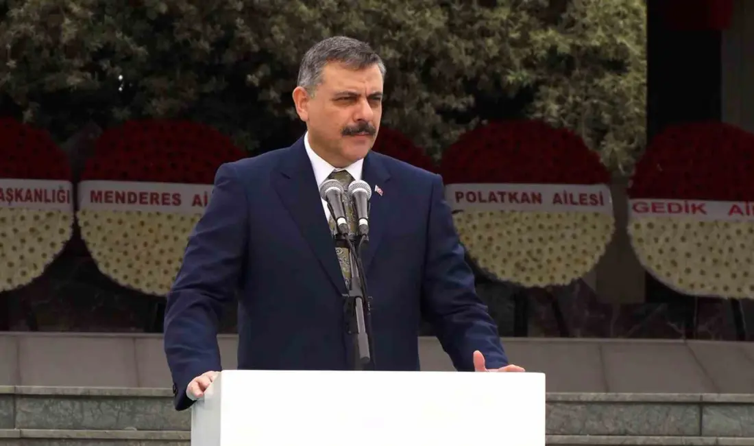 İçişleri Bakanı Mustafa Çiftçi, Eski İçişleri Bakanı Namık Gedik’i 27