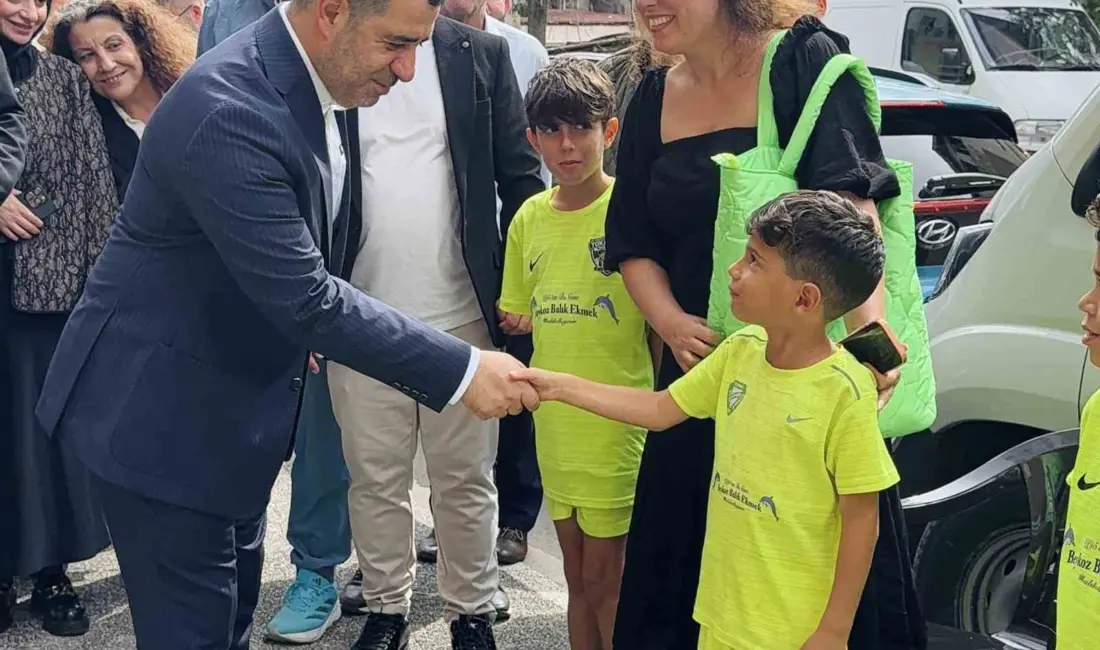 AK Parti’nin saha çalışmalarına ivme kazandıran “Türkiye Yüzyılı Buluşmaları” aralıksız