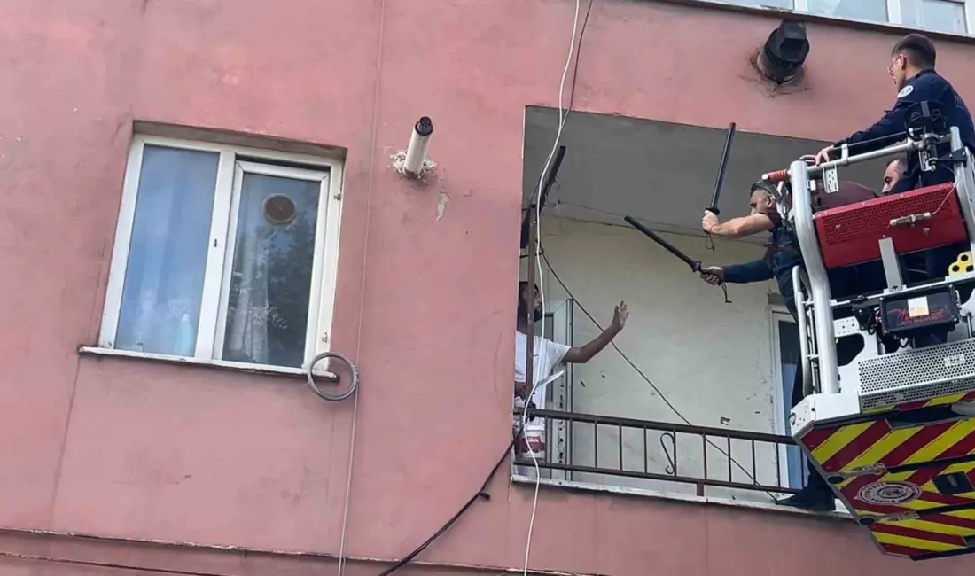 Bursa’da psikolojik rahatsızlığı olan ve mahkeme kararıyla hastaneye yatması gereken