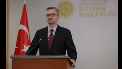 Cumhurbaşkanlığı İletişim Başkanı Burhanettin Duran, Şanlıurfa'nın Karaköprü ilçesinde meydana gelen