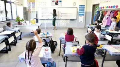 Millî Eğitim Bakanı Yusuf Tekin, resmî eğitim kurumlarında görev yapan