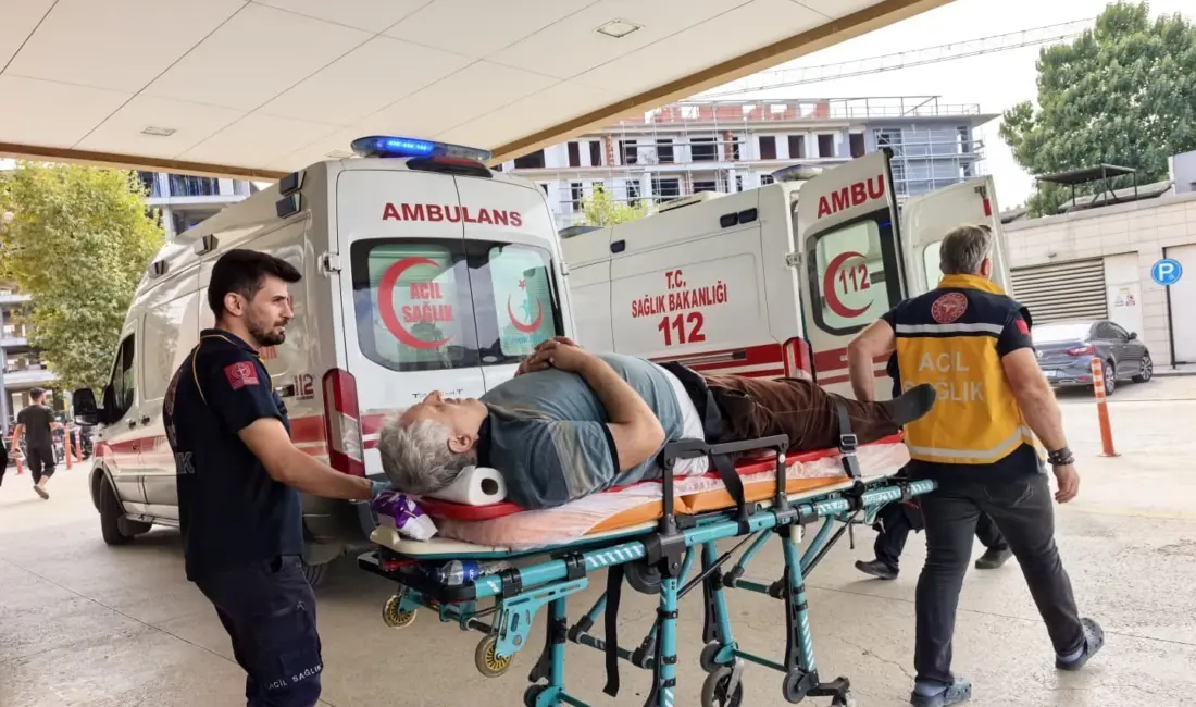 Bursa’nın İnegöl ilçesinde evinin çatısına tamirat yapmak için çıkan 57