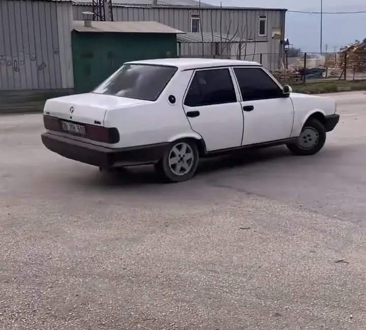 Bursa’nın İnegöl ilçesinde aracıyla drift atan sürücüye toplam 165 bin