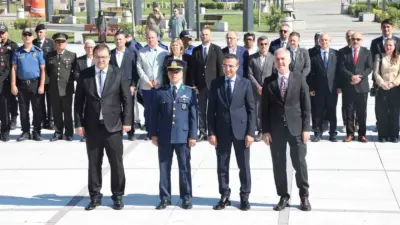 İnegöl’ün düşman işgalinden kurtuluşunun 104. yılı, Atatürk Anıtı’nda düzenlenen çelenk