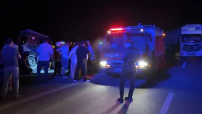 Bursa’nın İznik ilçesinde tırın, traktöre arkadan çarpması sonucu meydana gelen