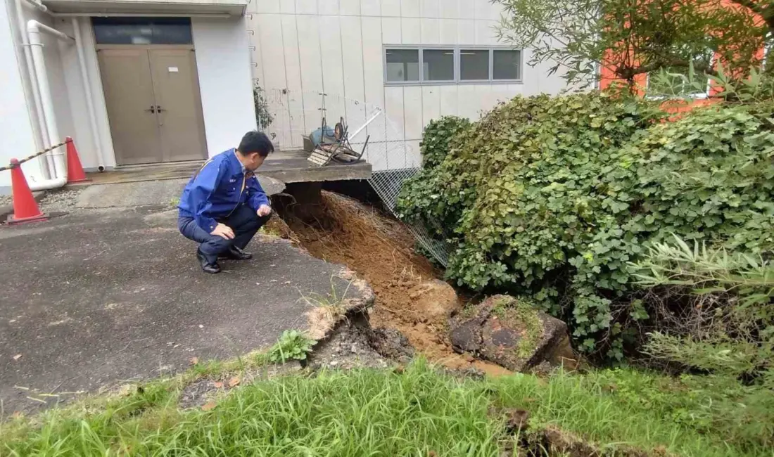 Japonya’da etkili olan Dujuan Tayfunu’nda hayatını kaybedenlerin sayısı en az
