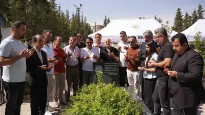 Türk halk müziğinin ve Türkiye’nin unutulmaz seslerinden Kahtalı Mıçe, sanatçı