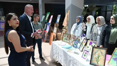 Karacabey Belediyesi, vatandaşları ebru, punch, ahşap boyama ve ahşap yakma